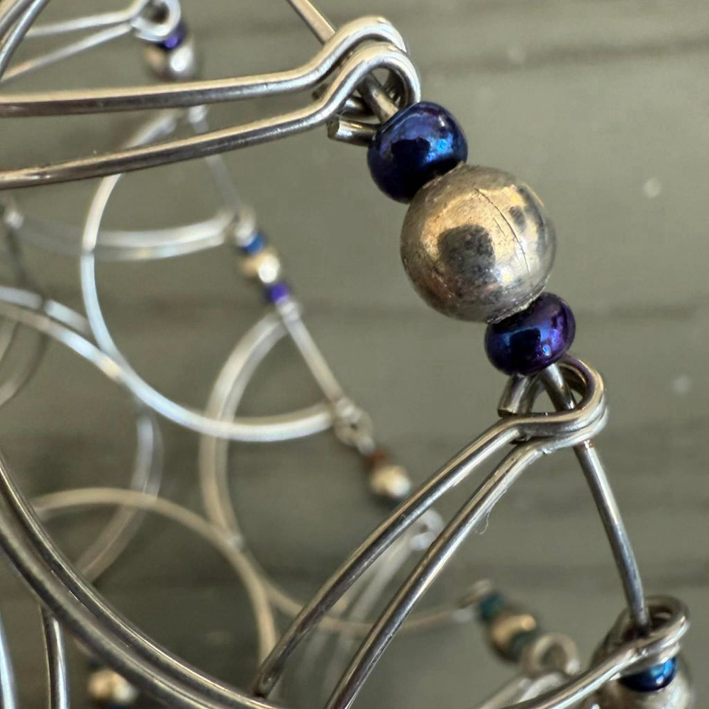 Women's Silver Beaded Wire Bracelet Fashion Jewelry - Picture 6 of 10